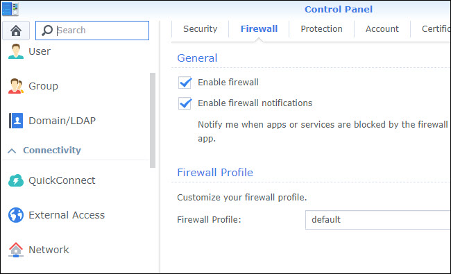 Configurações do Firewall do Painel de Controle, com Firewall habilitado.