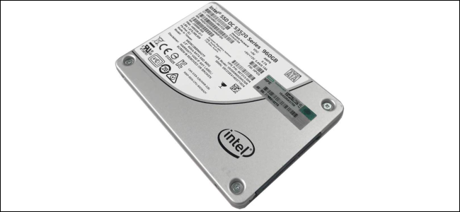 O SSD Intel S3520 Series MLC. 