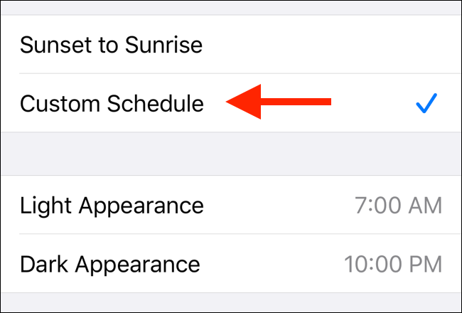 Defina uma programação personalizada para o modo escuro no iOS 13