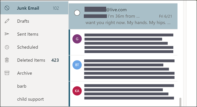 Pasta de lixo eletrônico, mostrando um e-mail que parece ser endereçado a partir de um endereço de e-mail pessoal.