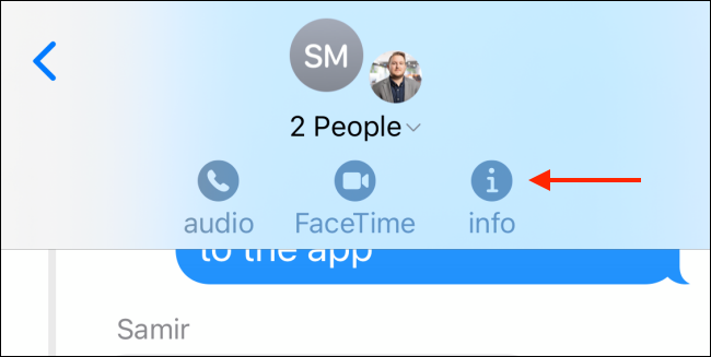 Toque no botão Informações no bate-papo em grupo do iMessage