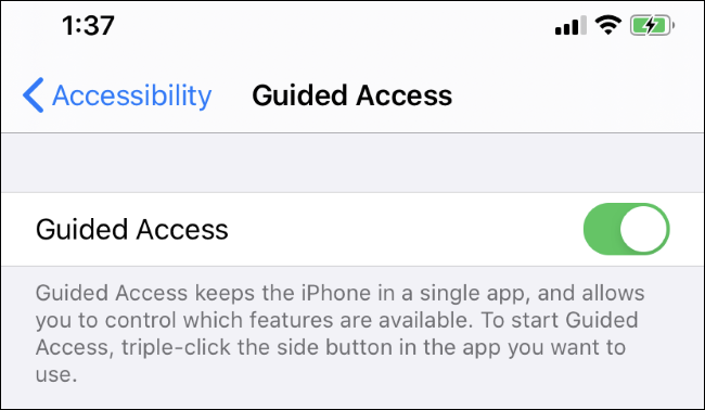 Habilitando o modo de acesso guiado na tela de configurações do iPhone.
