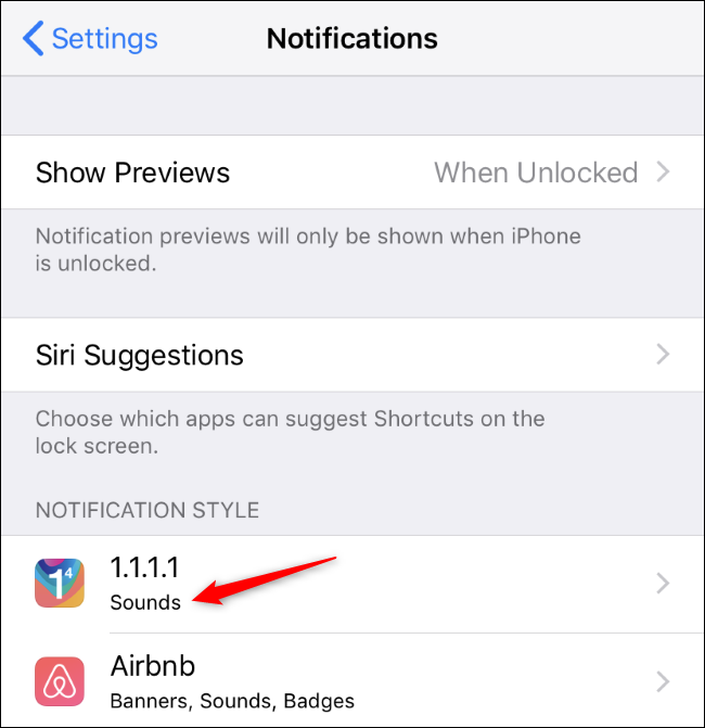 Tela de notificações do iPhone mostrando um aplicativo apenas com alertas sonoros.