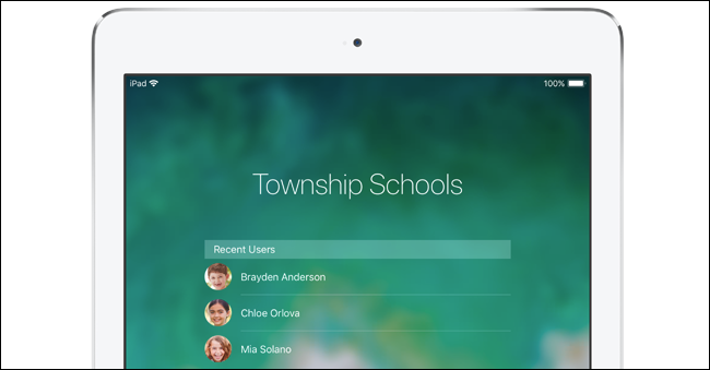 Várias contas de usuário de aluno no iPad de uma escola.
