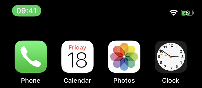 A barra verde em um iPhone mais recente indica que uma chamada está ativa. 