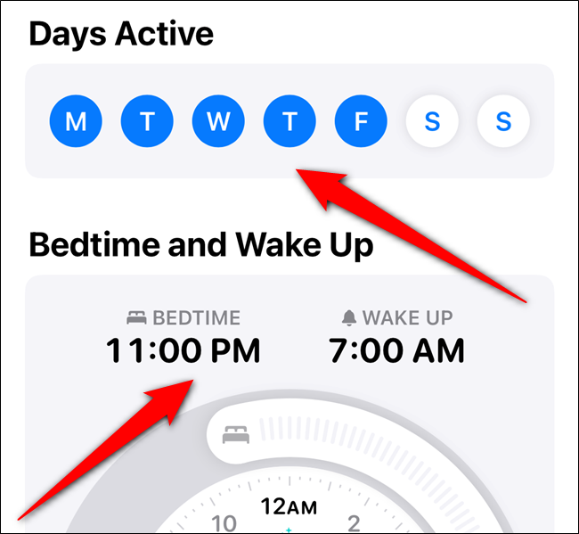 Toque nos dias da semana em que deseja usar esta programação e, em seguida, defina os horários de "Hora de dormir" e "Despertar".