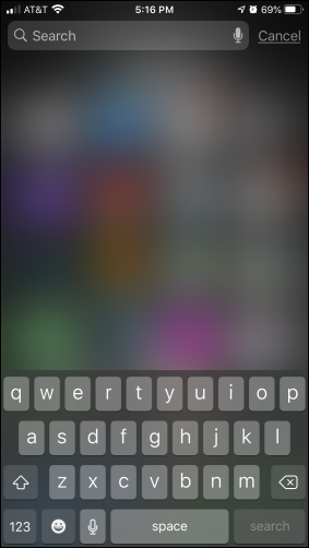 Tela de pesquisa do Spotlight no iPhone