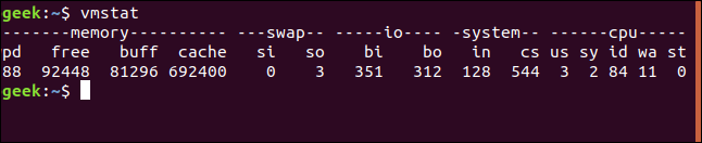 Colunas à direita de saída de vmstat em uma janela de terminal