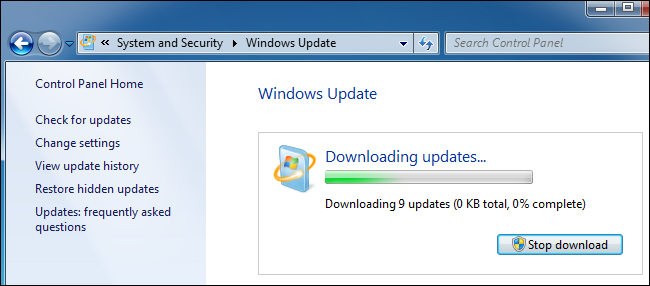 Baixando atualizações do Windows Update no Windows 7.