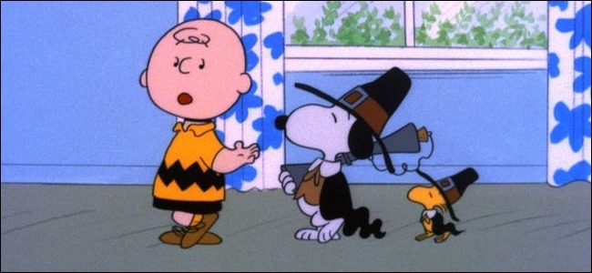 Charlie Brown, Snoopy e Woodstock em "A Charlie Brown Thanksgiving".