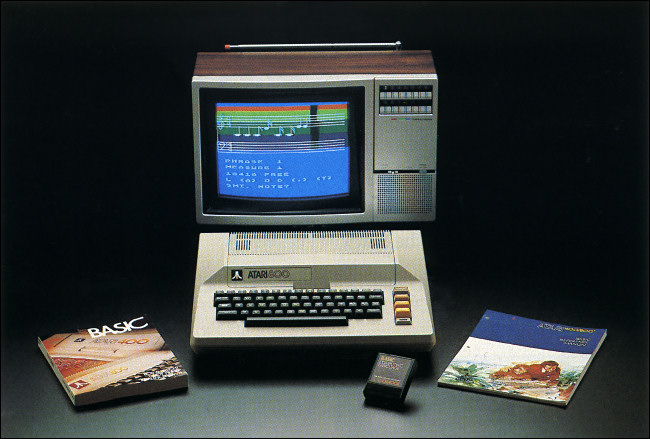 Um computador Atari 800.
