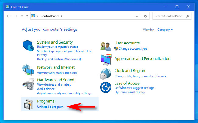 No Painel de Controle do Windows, clique em “Desinstalar um programa”.