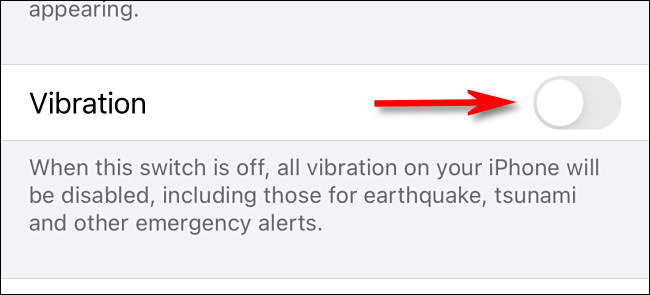 Nas configurações do iPhone, toque no botão "Vibração".