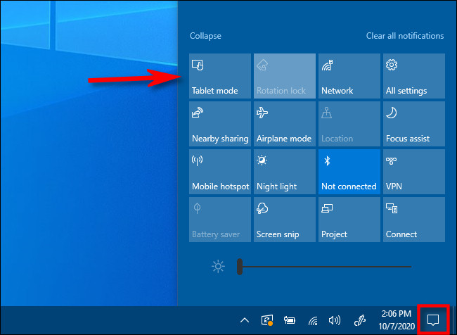 No Windows 10 Action Center, toque no botão Modo Tablet.