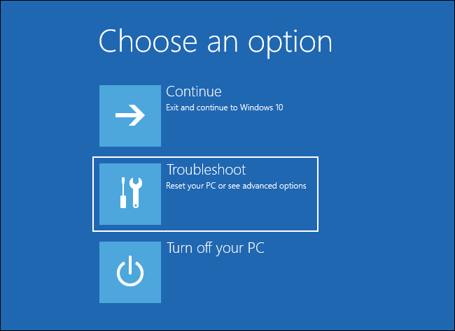 Selecionando "Troubleshoot" no menu de inicialização de recuperação