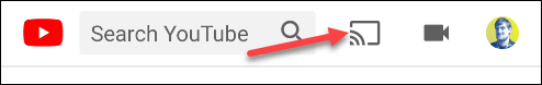 Toque no ícone do Google Cast no YouTube.