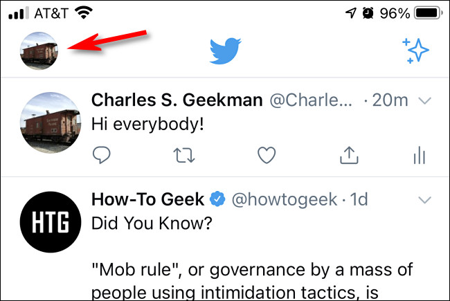 No aplicativo de smartphone do Twitter, toque no ícone do seu avatar.