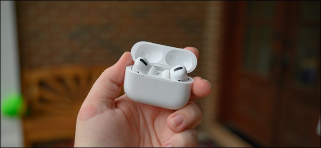 Apple AirPods Pro Open Case