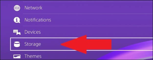 menu de configurações do ps4 com seta apontando para armazenamento
