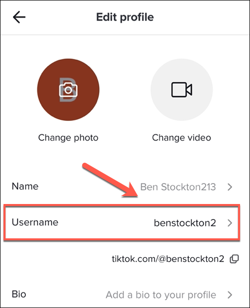 Toque na opção "Nome de usuário" no menu "Editar perfil" para alterar seu nome de usuário TikTok.