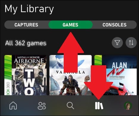 biblioteca no aplicativo xbox com setas apontando para o ícone da biblioteca e lista de jogos