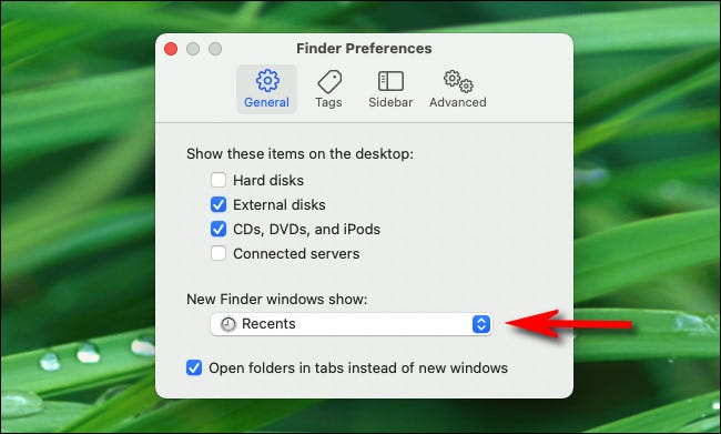 Em Preferências do Finder, clique no menu "Novas janelas do Finder mostram".
