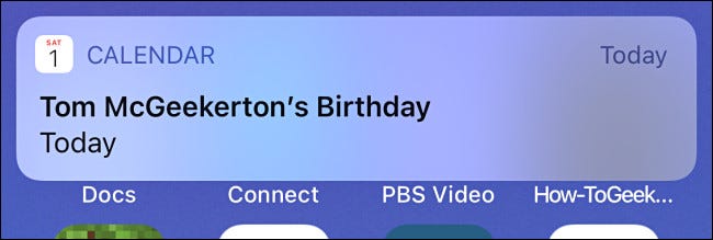 Um exemplo de alerta de aniversário do Calendário do iPhone.