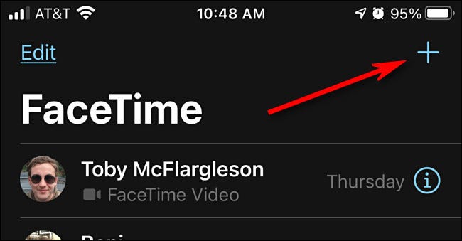 No FaceTime no iPhone, toque no botão de adição para iniciar uma nova chamada.