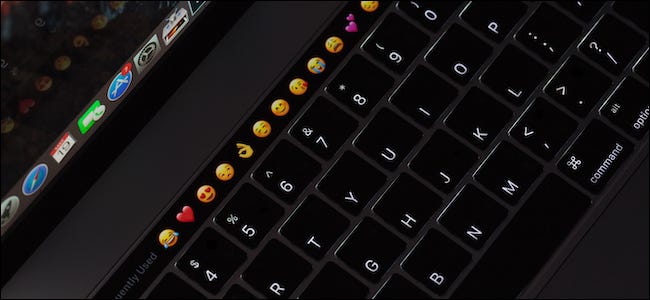 Usuário do MacBook Desativando Automaticamente a Luz de Fundo do Teclado Após 5 Minutos