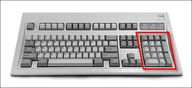 Teclado numérico em um teclado IBM Modelo M