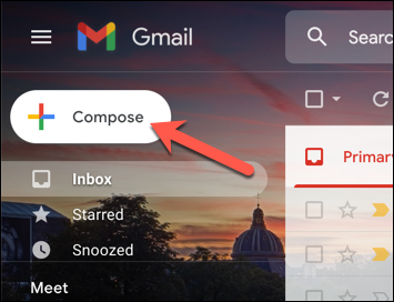 Na interface da web do Gmail, pressione o botão "Escrever" para começar a enviar um novo e-mail.