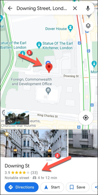 Pesquisar um local no Google Maps irá gerar um alfinete no mesmo local.  Para ver mais informações, toque no painel de informações na parte inferior.