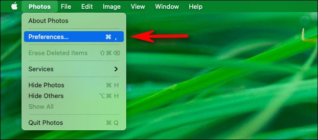 Na barra de menu, clique em "Fotos" e selecione "Preferências" no menu.