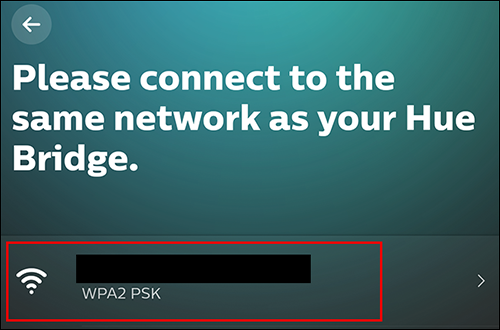 Escolha sua rede doméstica na lista e insira sua senha de Wi-Fi para continuar. 