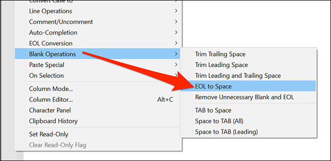 No menu "Editar", selecione a opção "Operações em branco" e "EOL para o espaço" no Notepad ++.