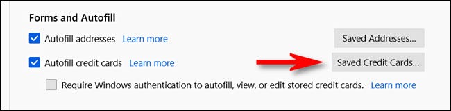 Nas configurações de privacidade e segurança do Firefox, clique em "Cartões de crédito salvos".