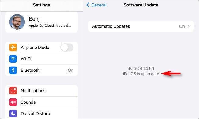 Se não houver atualizações, você verá "iPadOS está atualizado."