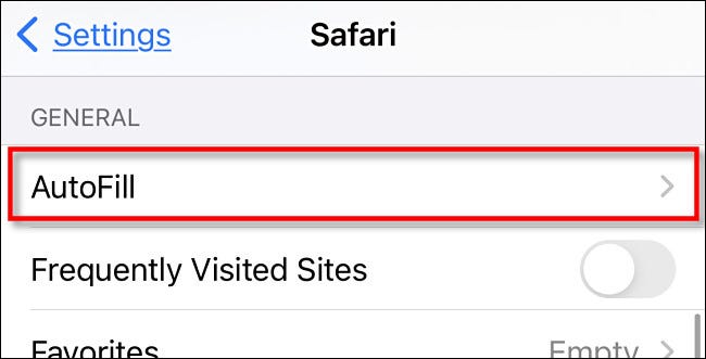 Nas configurações do Safari, toque em Autopreencher.