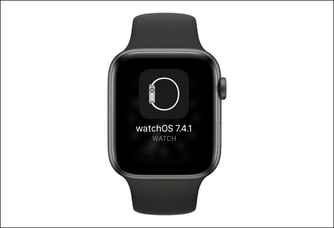 Apple Watch mostrando uma atualização disponível.