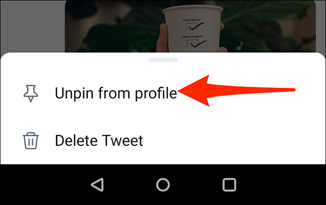 Toque em "Desafixar do perfil" no aplicativo móvel do Twitter.
