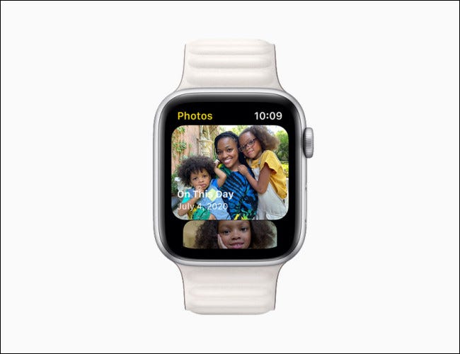 Apple Watch mostrando o app watchOS 8 Photos.
