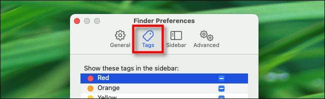 Em Preferências do Finder, clique na guia "Tags".
