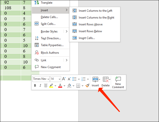 O menu suspenso Inserir que permite adicionar linhas ou colunas em tabelas no Microsoft Word
