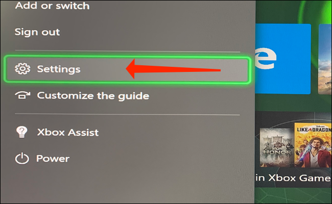 Selecione "Configurações" em um Xbox Series X.