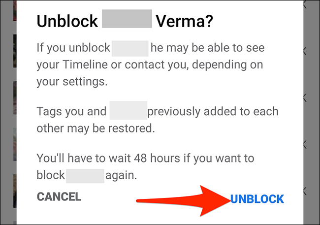 Toque em "Desbloquear" para confirmar a ação de desbloqueio no aplicativo do Facebook.