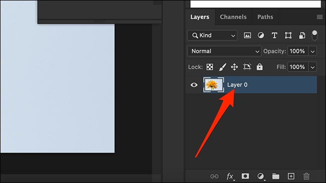 Clique em “Layer 0 ″ no painel“ Layers ”do Photoshop.