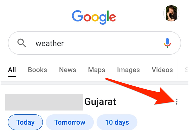 Abra o menu de três pontos para o cartão de previsão do tempo no Google.