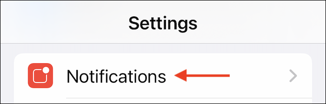 No aplicativo "Configurações", vá para a seção "Notificações".