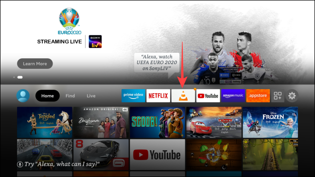Observe o atalho do aplicativo VLC Media Player fixado na página inicial do Fire TV para acesso rápido.