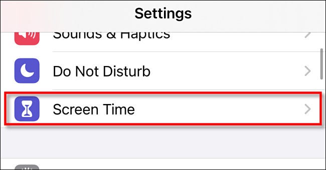 Nas configurações do iPhone, toque em "Tempo na tela".